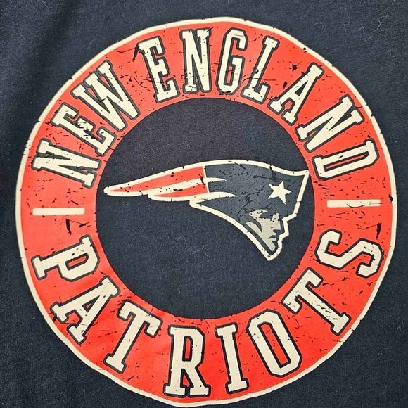 New England Patriots Women’s Sweatshirt Lightweight Size M Blue Pats Sweatshirt - Picture 6 of 7